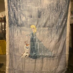 Frozen Themed Blanket with Elsa and Olaf